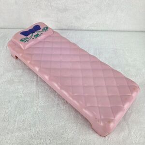 Vintage 1993 MII Meritus Barbie Dollhouse Pink Bed Bedroom Furniture